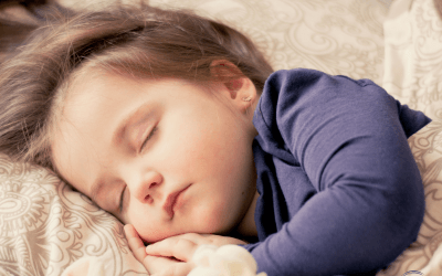 Et si votre enfant avait du mal à s’endormir… parce qu’il rumine ?